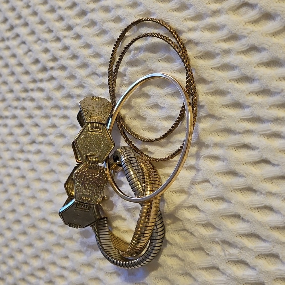 5 Gold And Silver Fashion Bracelets